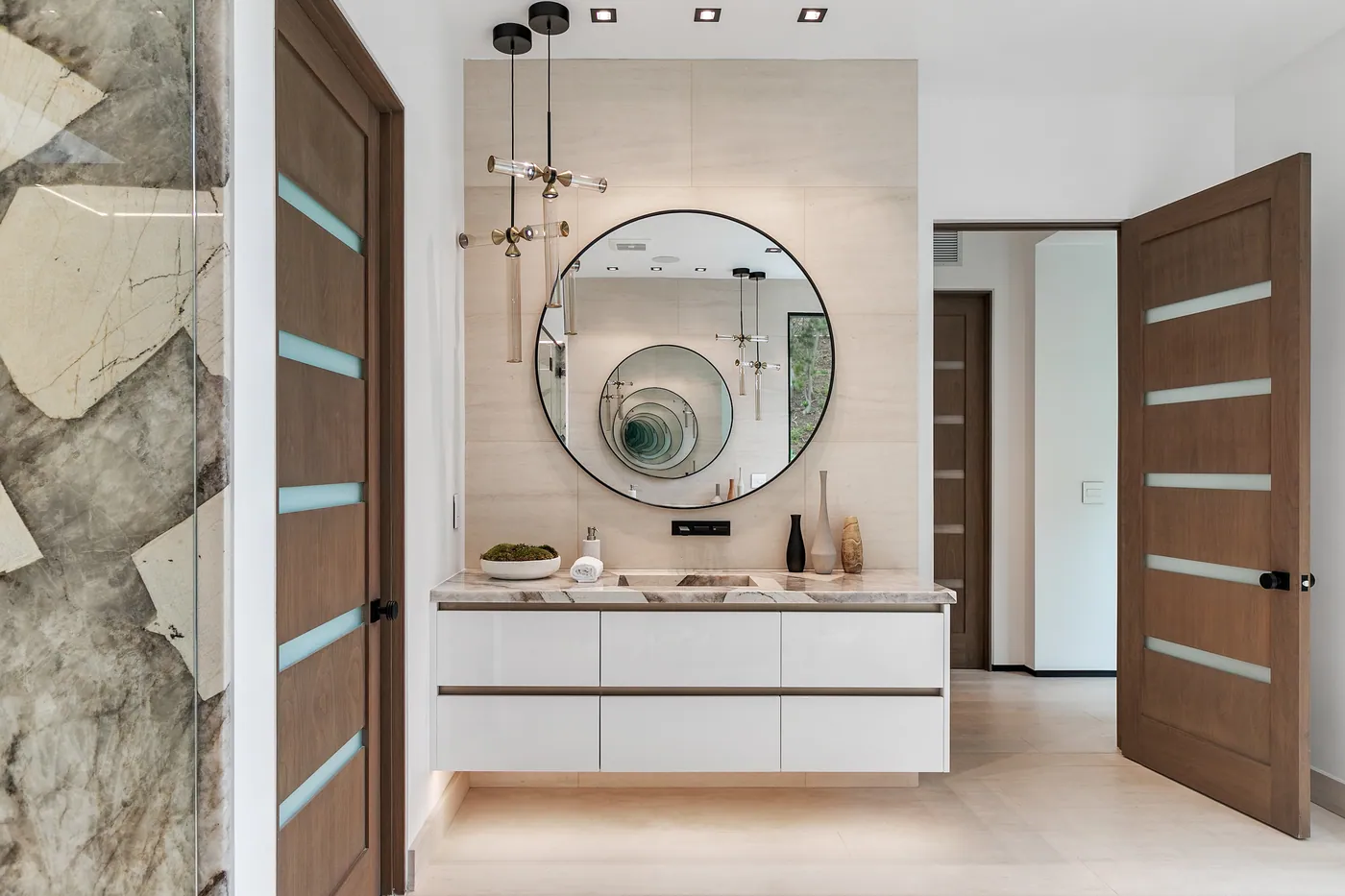 Vanity with round mirror