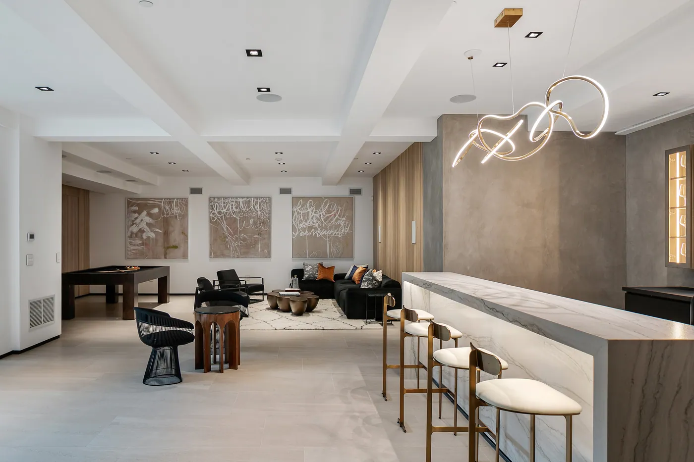 Lower level lounge and bar