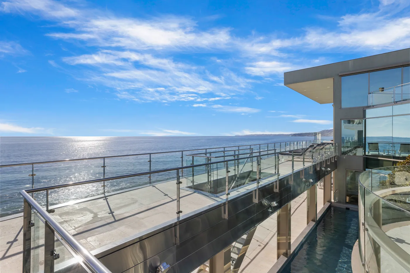 Ocean deck with glass rails