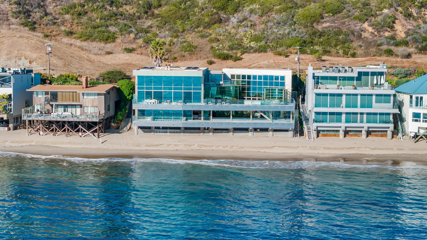 The house from the water