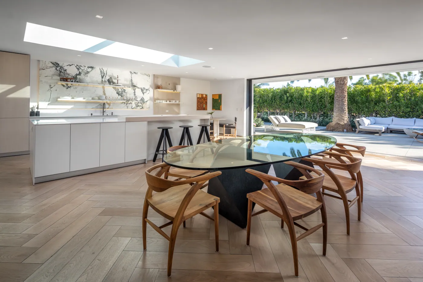 Dining table open to the pool